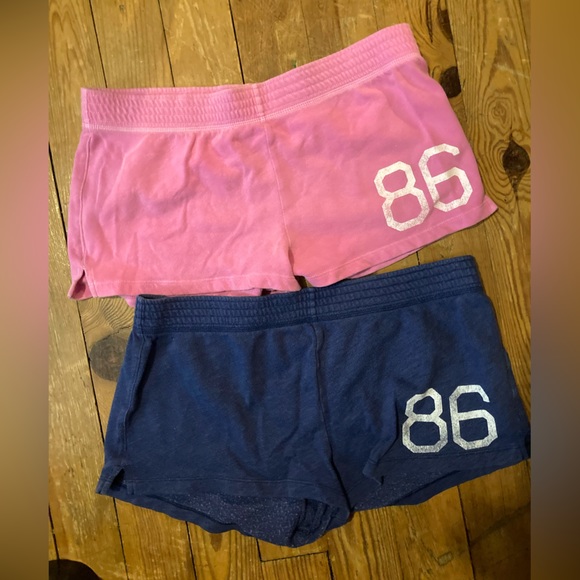 Victoria’s Secret PINK - Picture 3 of 3